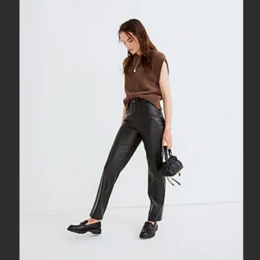 The Perfect Vintage Straight Jean, Faux Leather Edition, sz 32